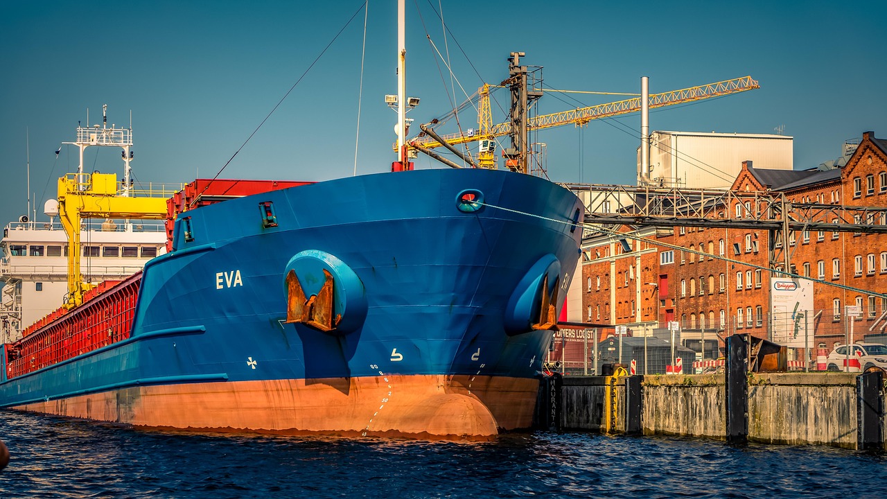 ship-4088237_1280